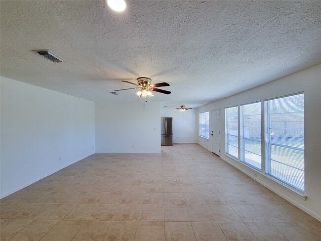 Building Photo - 14443 Golden Cypress Ln