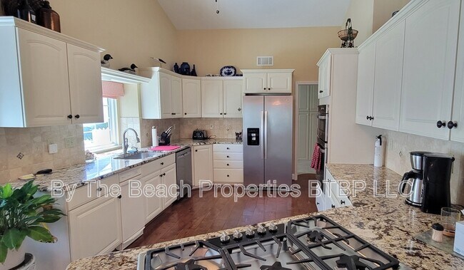 Building Photo - 9596 Indigo Creek Blvd