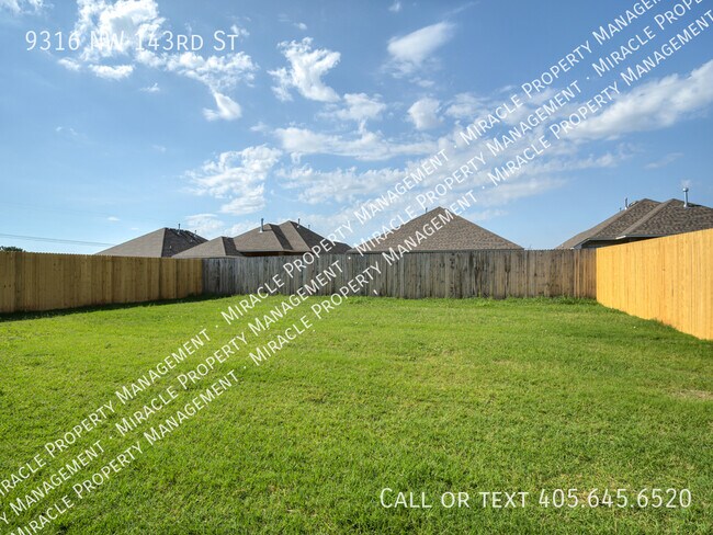 Building Photo - 9316 NW 143rd St