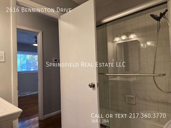 Building Photo - 2616 Bennington Dr