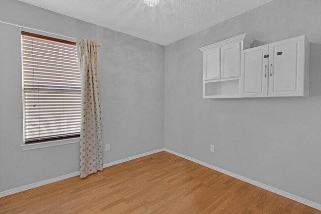 Building Photo - 440 Goldshire Pl