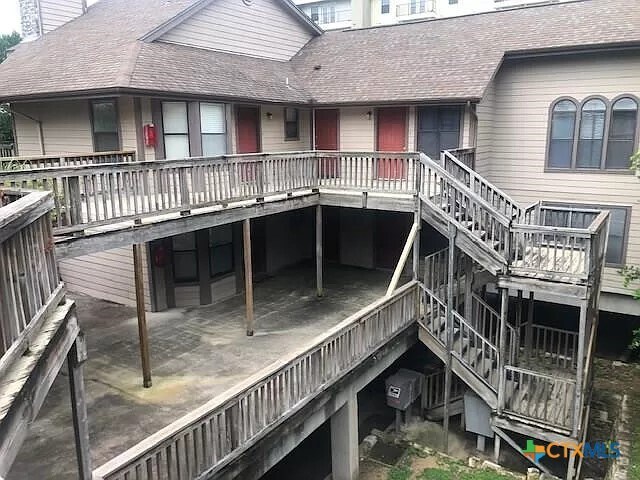 Building Photo - 402 N Fredericksburg St