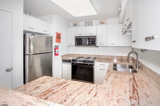 Building Photo - 7701 Atlantic Ave