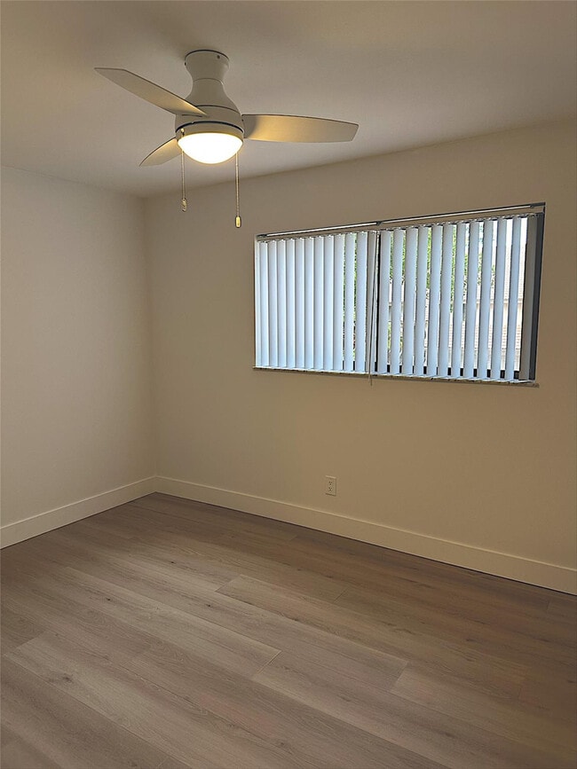 Building Photo - 5710 Coach House Cir