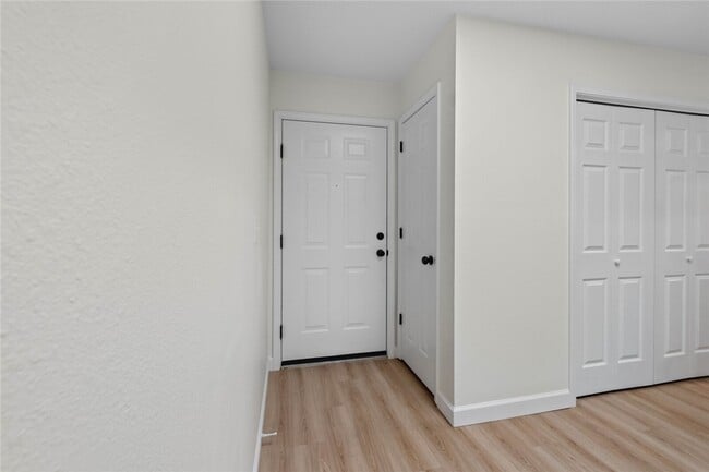 Building Photo - 2066 N Kantz Ln