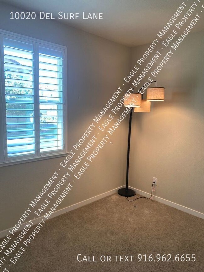 Building Photo - 2/2 Condo close to new casino  in Elk Grove