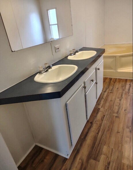 Building Photo - 4621 Buffalo Shoals Rd