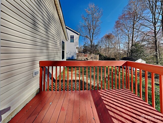 Building Photo - 4844 Silverdene St