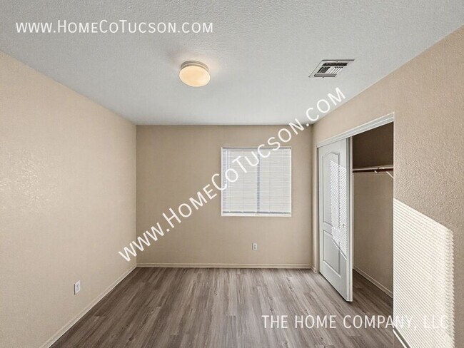 Building Photo - 2314 Silvergate Pl