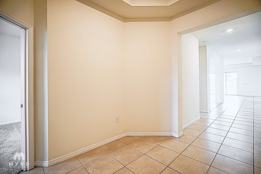 Building Photo - 796 SE 66th Terrace
