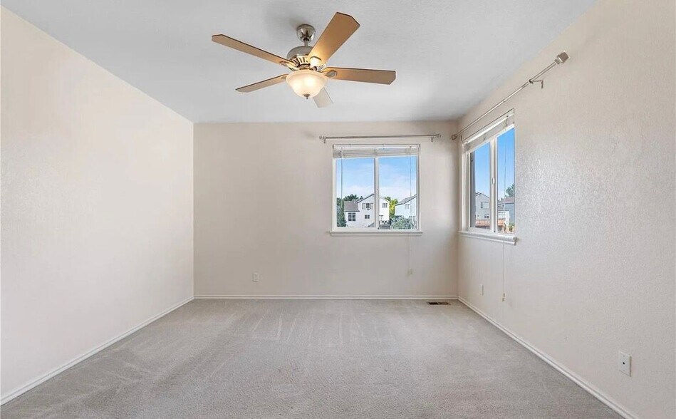 Building Photo - 18897 E Linvale Pl