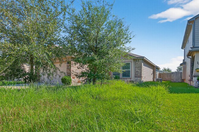 Building Photo - 5530 Casa Calvet Dr