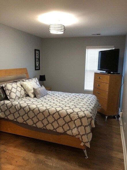 Building Photo - 3107 Blue Sky Dr