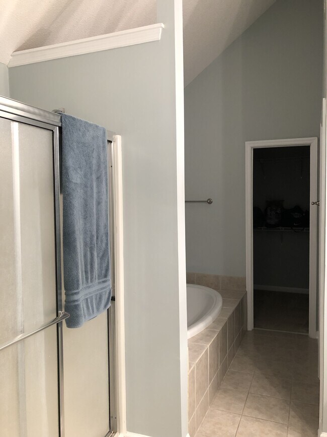 Building Photo - 1343 Chadwick Shores Dr