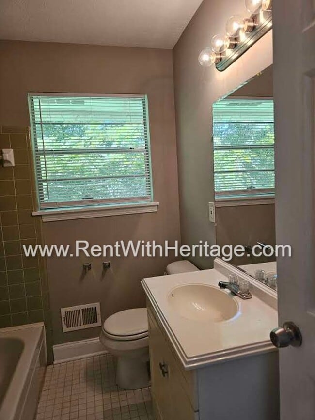 Building Photo - WOW! Fantastic Ranch With All The Upgrades...