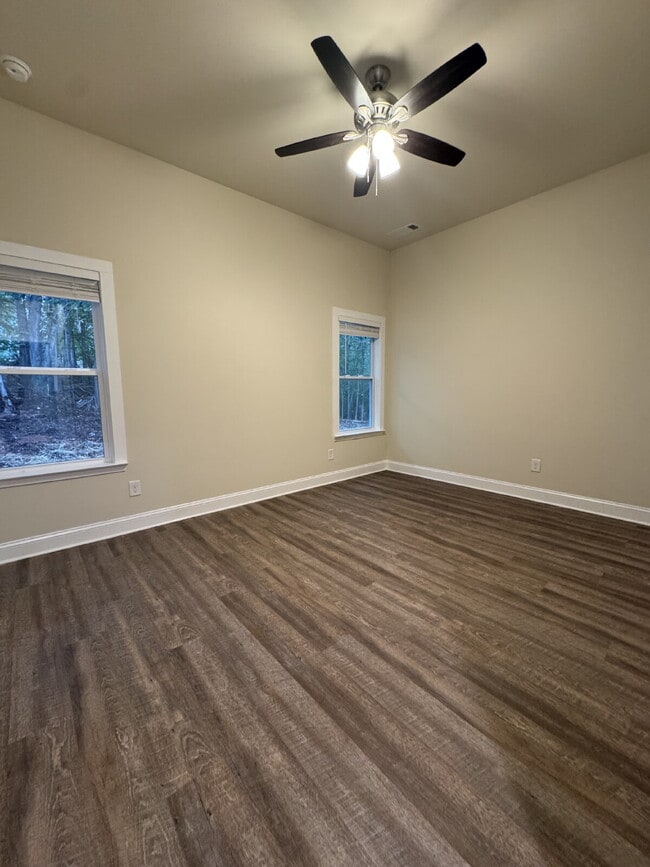 Building Photo - New Construction in North Hall for Rent!