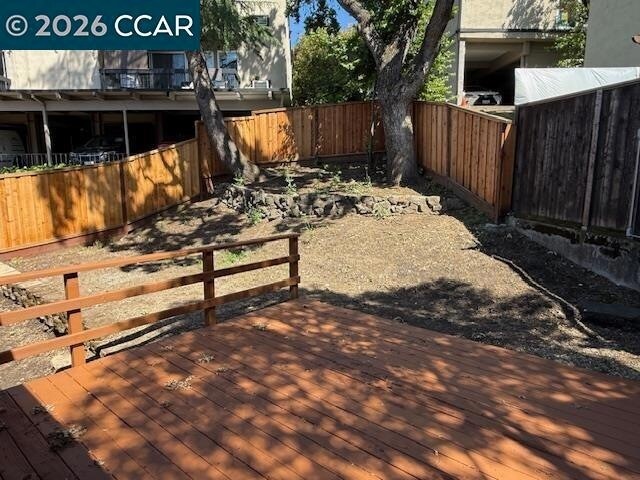 Building Photo - 1500 Carmel Dr