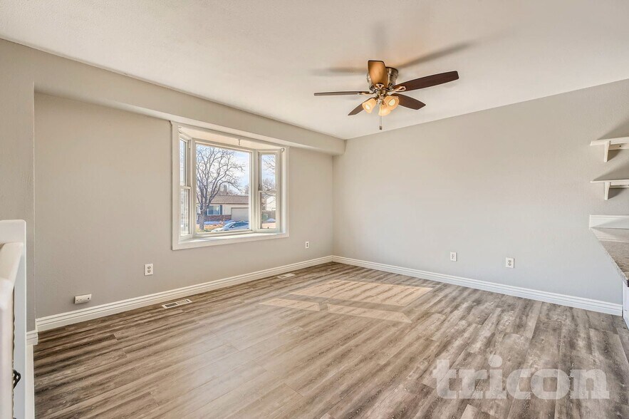 Building Photo - 16319 E Bates Dr