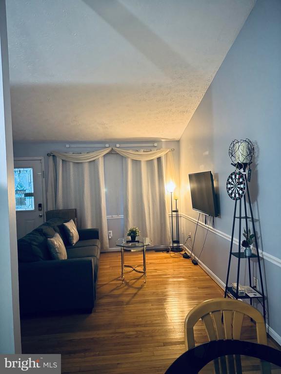 Building Photo - 3041 Blackland Ct