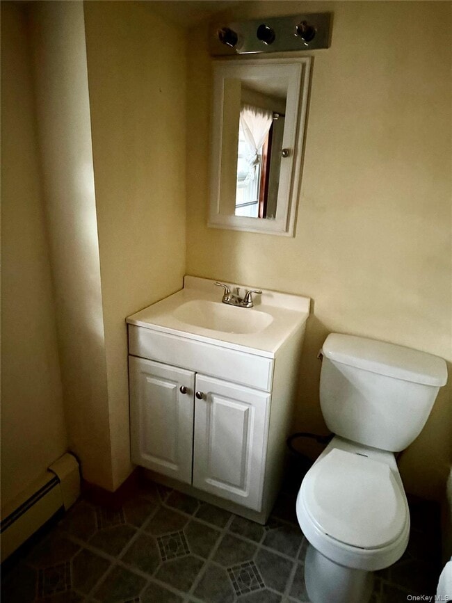 Building Photo - 17 Algonquin Dr