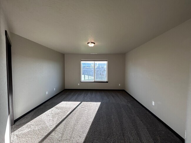 Building Photo - 6413 Springer Ln