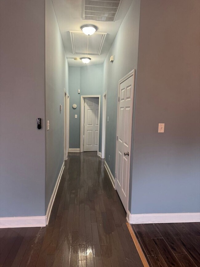 Building Photo - Charming 4BR House in New Orleans