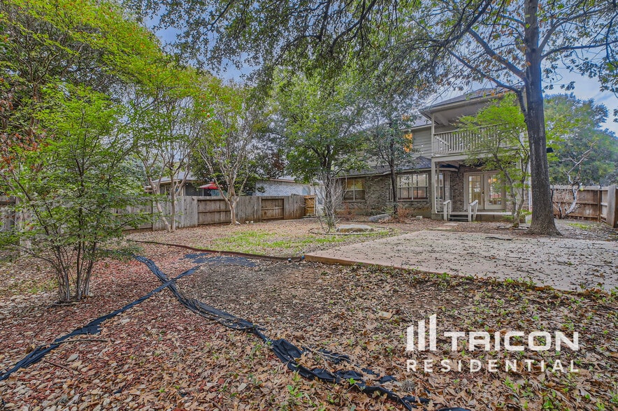 Building Photo - 6026 Elk Valley