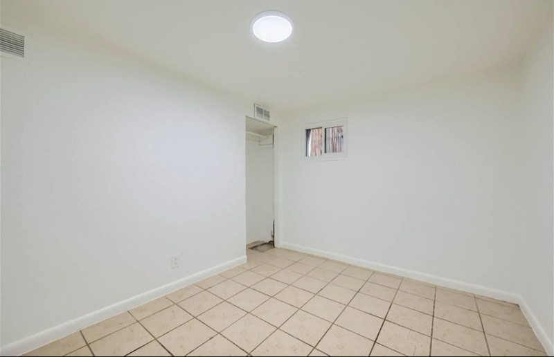 Building Photo - 668 S Lowell Blvd