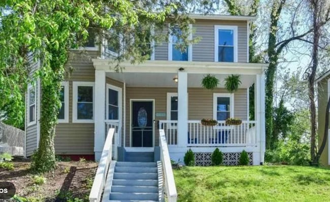 Building Photo - 1633 W St SE