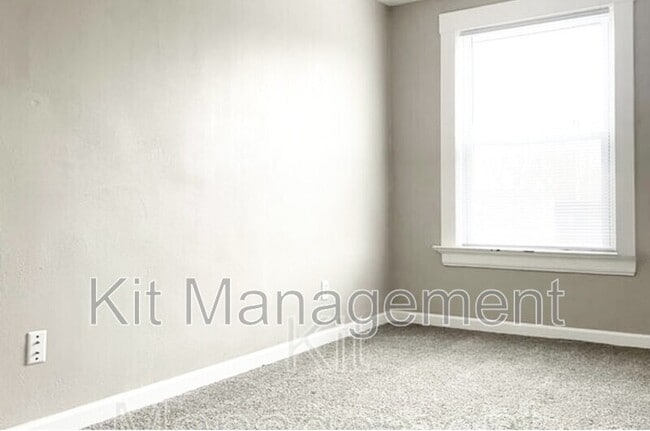 Building Photo - 2248 Broadway St