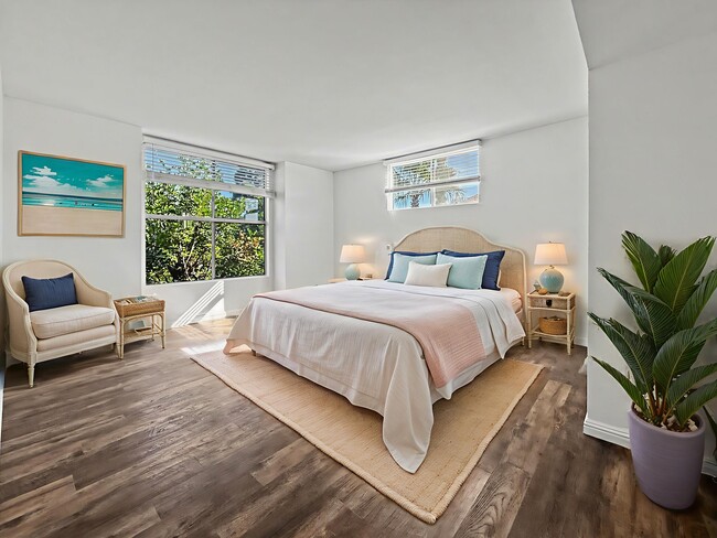 Building Photo - Westgate Apartments