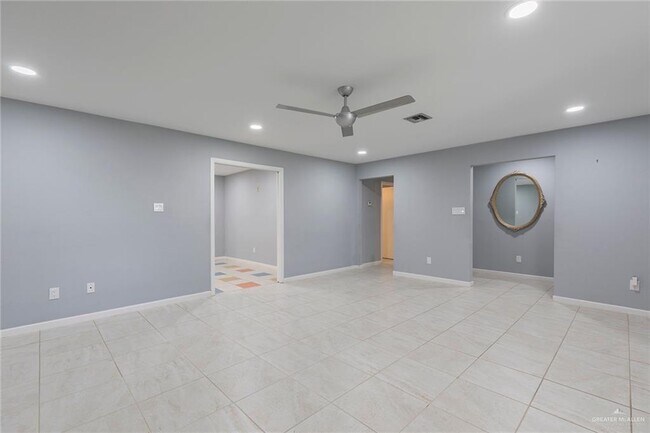 Building Photo - 3316 Palenque Dr