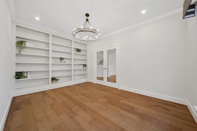 Building Photo - 20730 Windrose Bend Dr