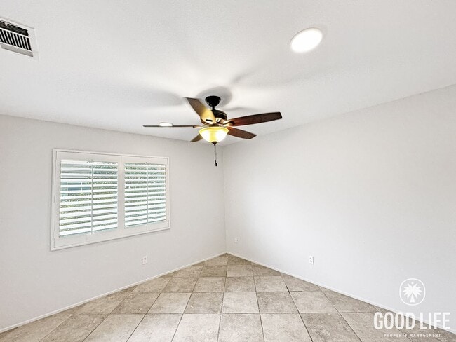 Building Photo - Irvine Stunner! 4BR Beauty with Private Yard & 2-Car Garage