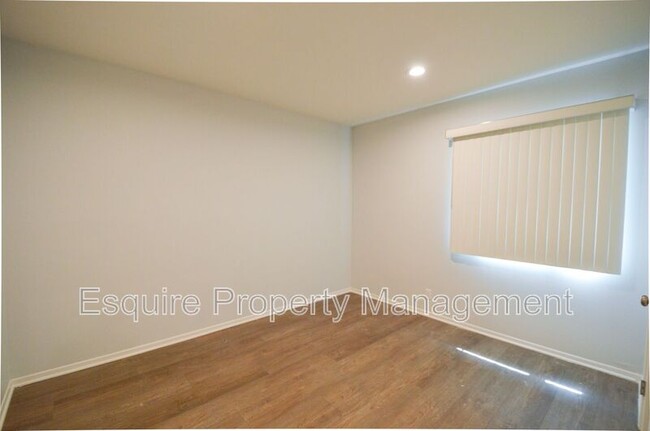 Building Photo - 5440 S J St