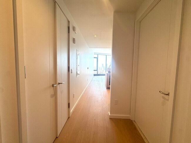 Building Photo - 682 Atlantic Ave