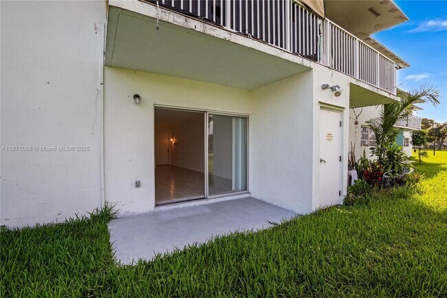 Building Photo - 7660 SW 82nd St