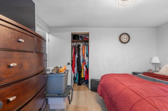 Building Photo - 10 Cold Spring St