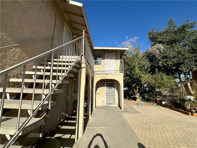 Building Photo - 1508 Cobb Ln