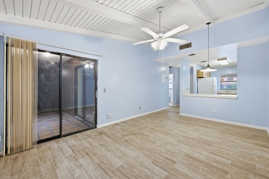 Building Photo - 506 Glenwood Dr