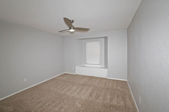 Building Photo - 3537 Tripp Ave