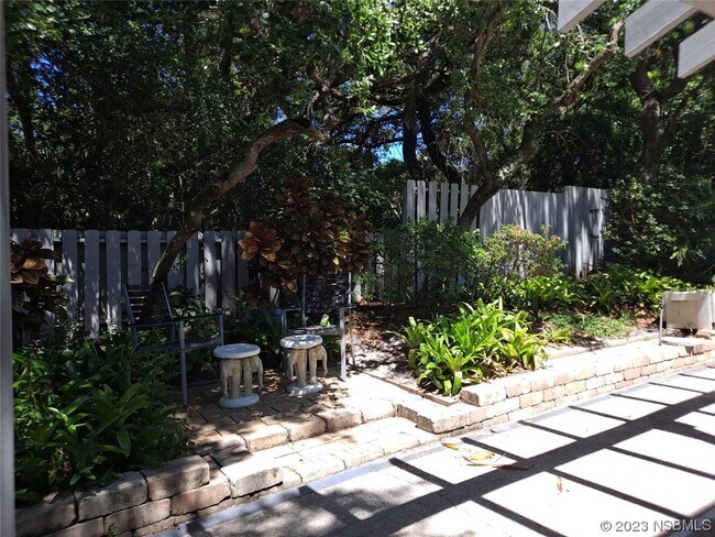 Building Photo - 4303 Gull Cove