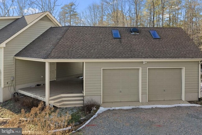 Building Photo - 3535 Meadow Rd