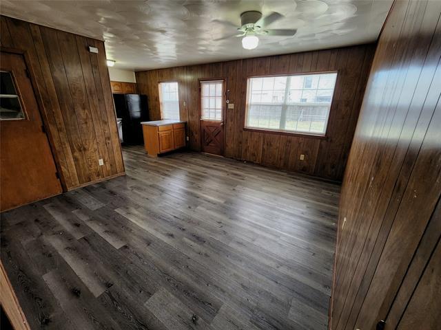 Building Photo - 14732 Oakwood Ln