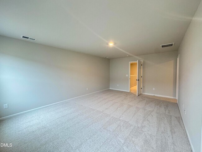 Building Photo - 523 Hester Rd