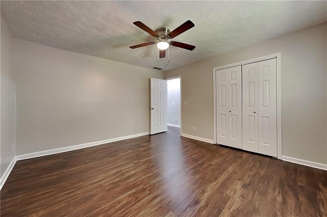 Building Photo - 3651 Mountain Cove Rd