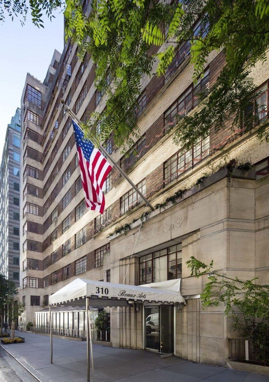 Building Photo - 307 E 44th St