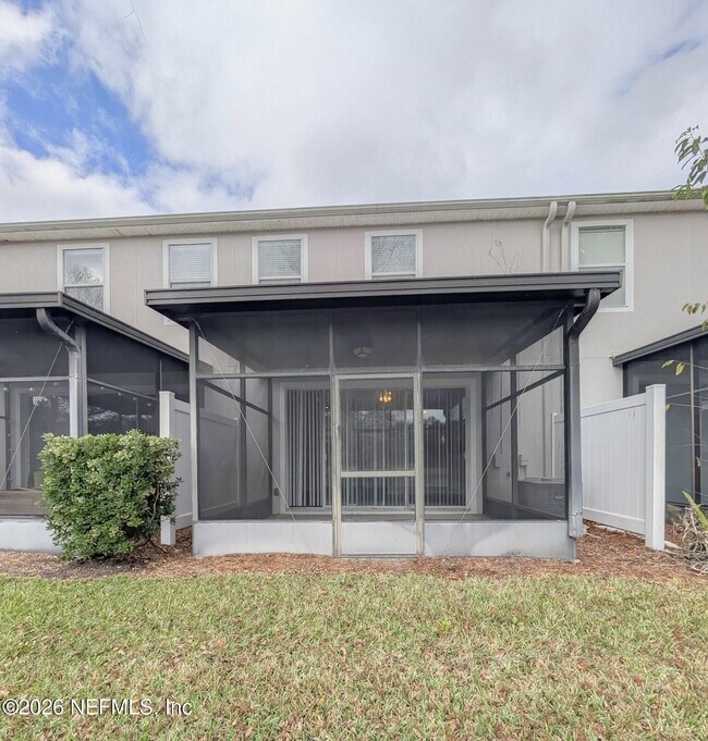 Building Photo - 5792 Sandstone Way