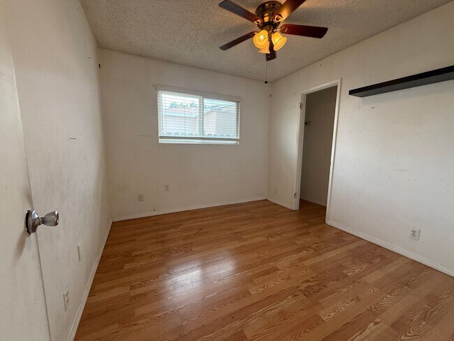 Building Photo - Beautiful Spring Valley home