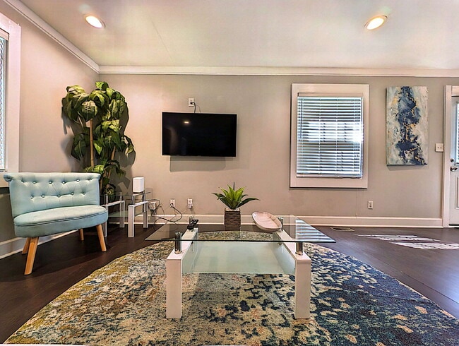 Building Photo - Stylish & Convenient Atlanta Room: All-Inclusive Living!